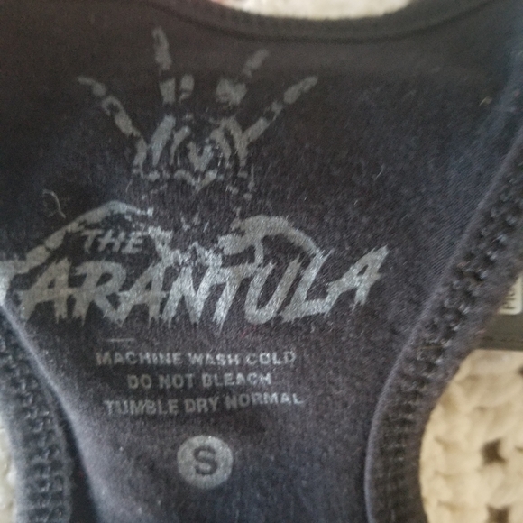 The Tarantula Tank Top - Picture 4 of 5